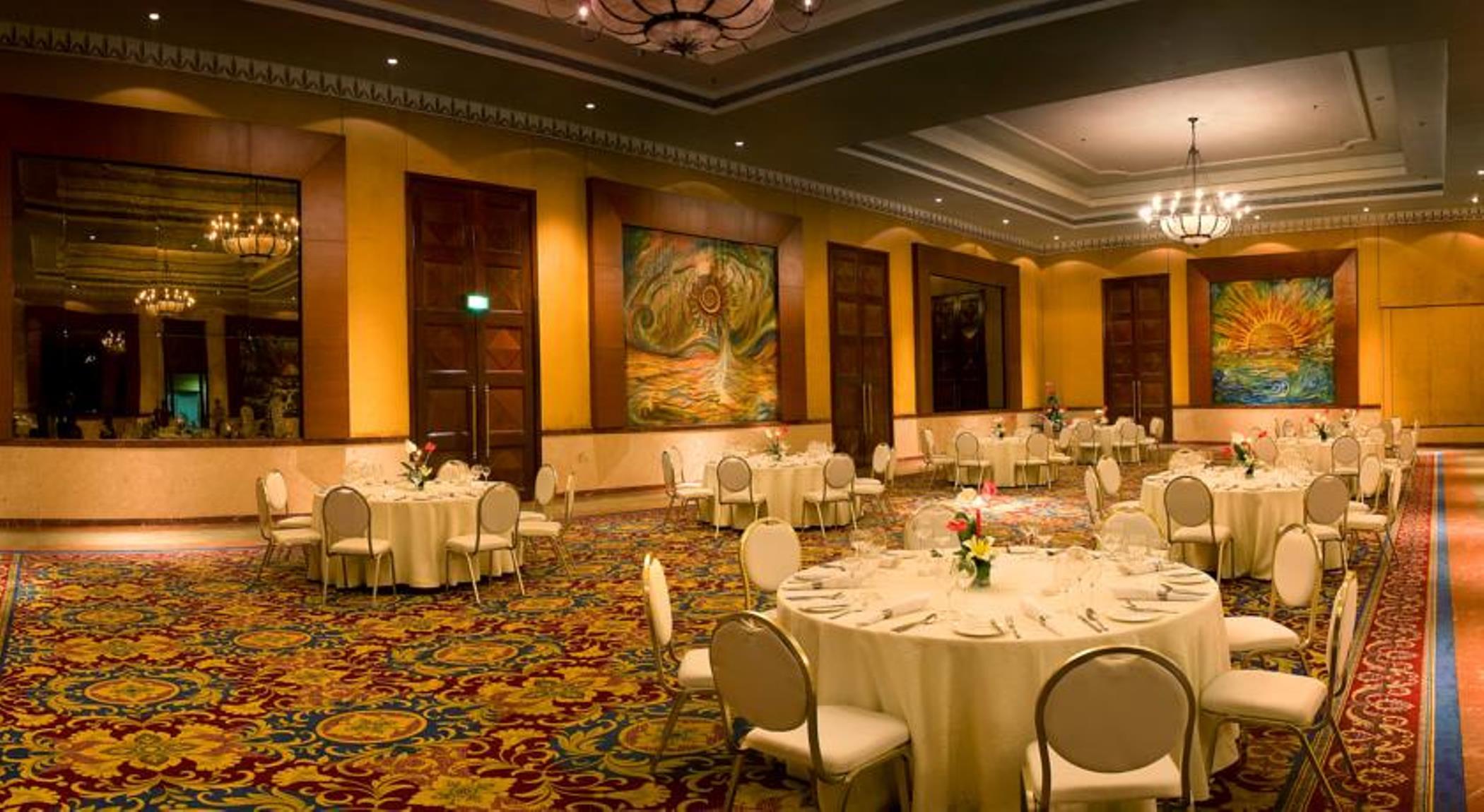 The Lalit Mumbai Hotel Екстериор снимка The ballroom